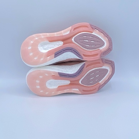 NEW! adidas Ultraboost 22 Women's Running Shoes Size 10 GX5592 - Picture 7 of 7